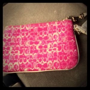 Gorgeous brand new without tags Coach wristlet